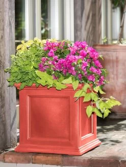 Fairfield Self-Watering Square Planter, 20” X 20” -Outdoor Garden Care Shop 39 618 08477 tif