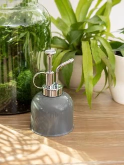 Indoor Plant Mister -Outdoor Garden Care Shop 3 4 crop 8612962 0049