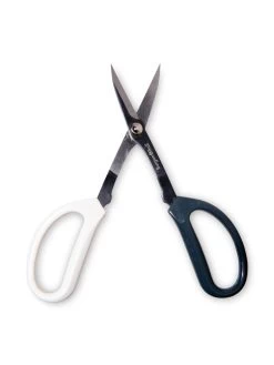 Japanese Pruning Scisssors -Outdoor Garden Care Shop 3 4 crop 8612968 0017
