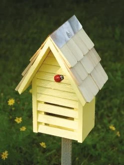Heartwood Lady Bug Loft Bug House -Outdoor Garden Care Shop 8591075YE 02V tif