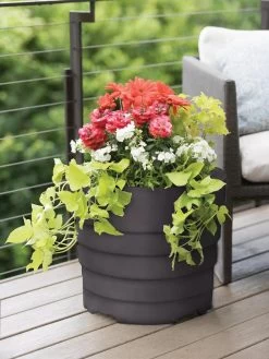 Gardener’s Victory Self-Watering Patio Planter 11 Gardener’s Victory Self-Watering Patio Planter -Outdoor Garden Care Shop 8598395 88593 tif