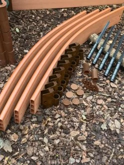 Curved Composite Landscape Edging Kit With 1" Boards -Outdoor Garden Care Shop 8599404 05V tif