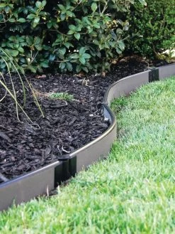 Curved Composite Landscape Edging Kit With 1" Boards -Outdoor Garden Care Shop 8599404 11V tif
