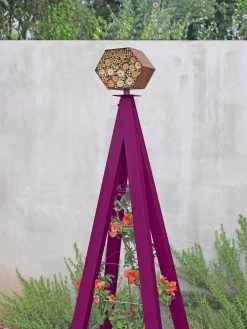 Bee Bungalow + Akoris Garden Tuteur Sr. -Outdoor Garden Care Shop 8600532 01V tif