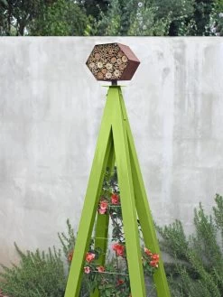 Bee Bungalow + Akoris Garden Tuteur Sr. -Outdoor Garden Care Shop 8600532 05V tif