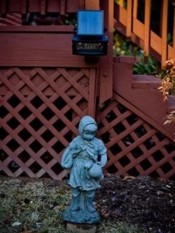 Solar Flood Light 12 Solar Flood Light -Outdoor Garden Care Shop 8607650 04v