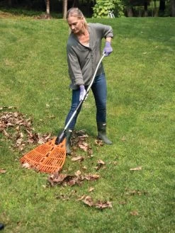 Magic Fly® Leaf Rake -Outdoor Garden Care Shop 8611047 027 tif