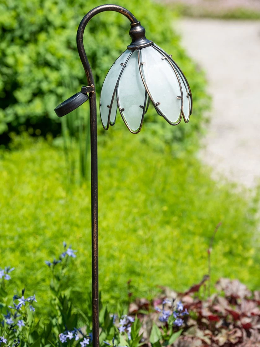 Snowdrop Solar Light Stake 4 Snowdrop Solar Light Stake - Image 2