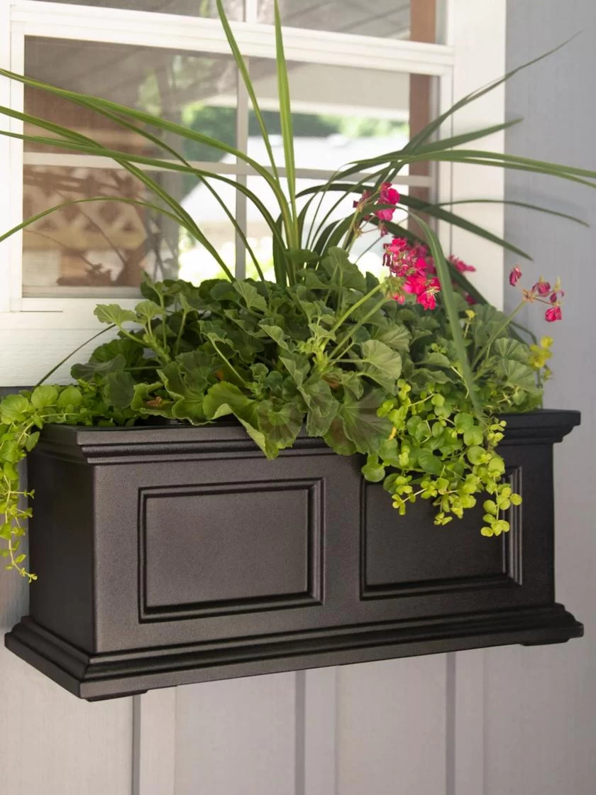 Fairfield Self-Watering Window Box, 2’ 3 Fairfield Self-Watering Window Box, 2’