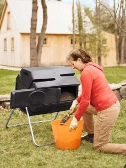 Compost Tumbler 8 Compost Tumbler -Outdoor Garden Care Shop GS37459 04 tif